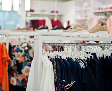 Yarit est spécialisée dans la collecte de vêtements, jouets et chaussures de seconde main