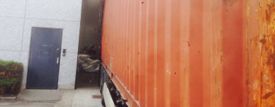 Yarit, exportation de vêtements, de chaussures et de jouets de seconde main